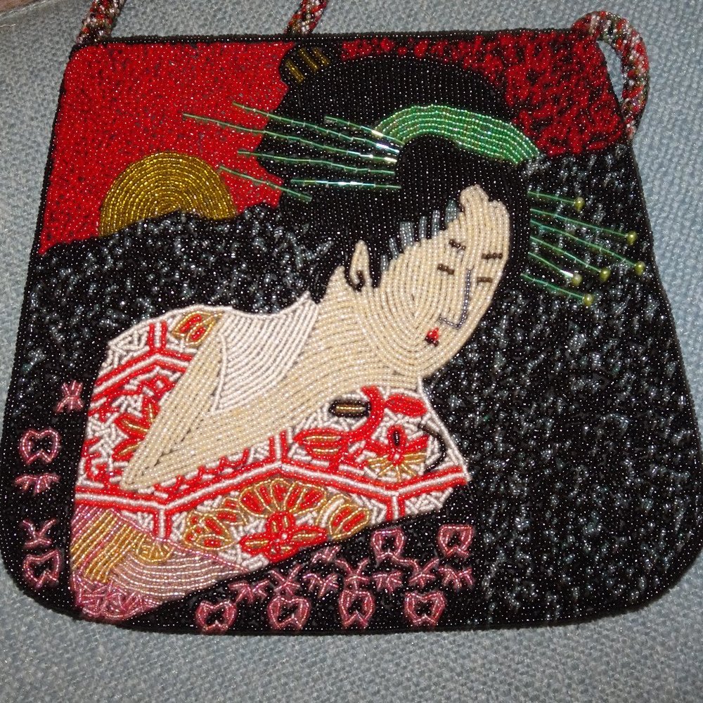 Chico’s Japanese Woman Geisha Beaded Zippered Hand